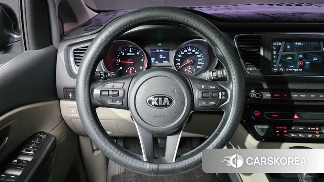 Kia The New Carnival 2018 Черный из Кореи, фото 5