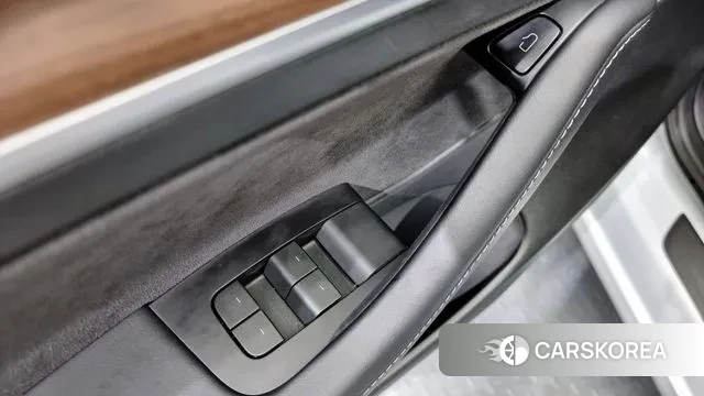 Tesla Model 3 2022 Белый из Кореи, фото 5