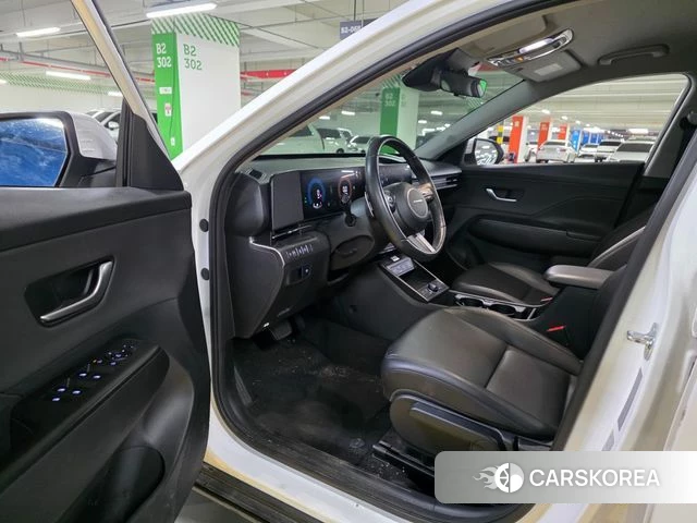 Hyundai Kona Hybrid (SX2) 2023 Белый из Кореи, фото 5