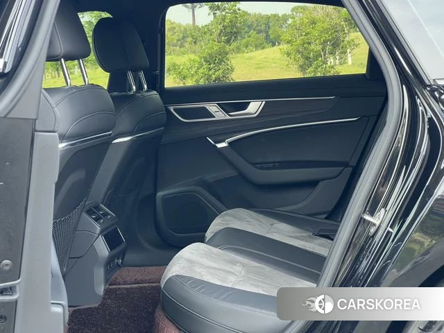 Audi A6L 2023 Черный из Китая, фото 5