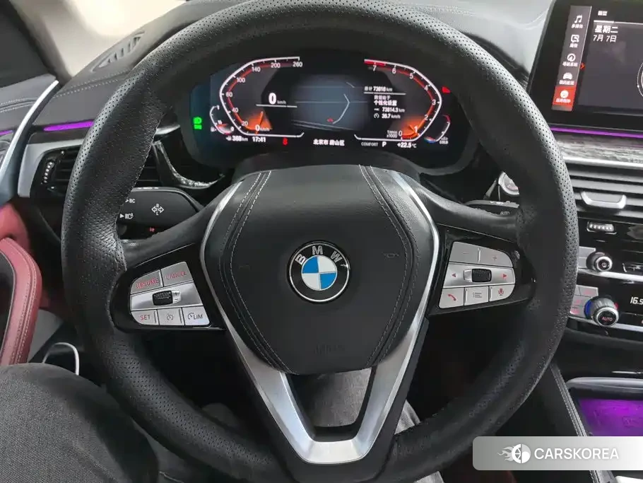 BMW 5 series 2022 Белый из Китая, фото 5
