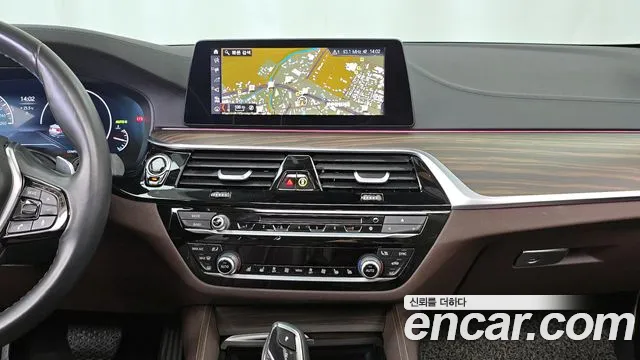 BMW 5 Series (G30) 2019 Белый из Кореи, фото 5