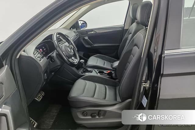 Volkswagen Tiguan L 2021 Черный из Китая, фото 5