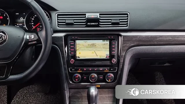 Volkswagen The New Passat 2018 Серебряный из Кореи, фото 5