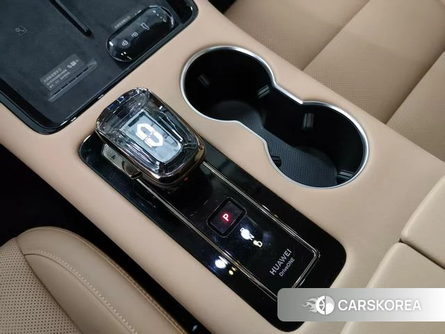 AITO Ask the world M5 2024 Серебристо-серый из Китая, фото 5
