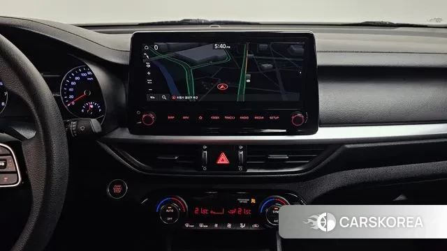 Kia The New K3 2nd generation 2022 Белый из Кореи, фото 5