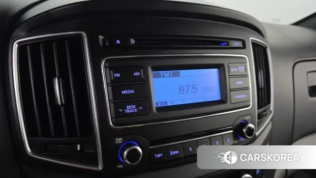 Hyundai The New Grand Starex 2018 Белый из Кореи, фото 5