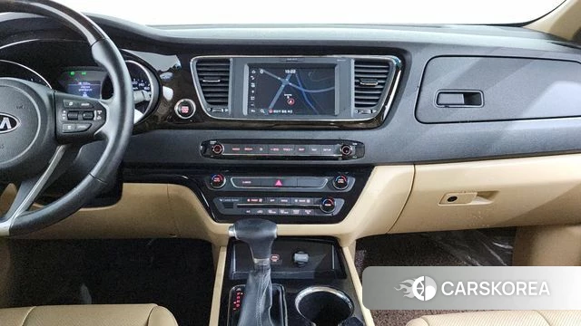 Kia The New Carnival 2018 Белый из Кореи, фото 5