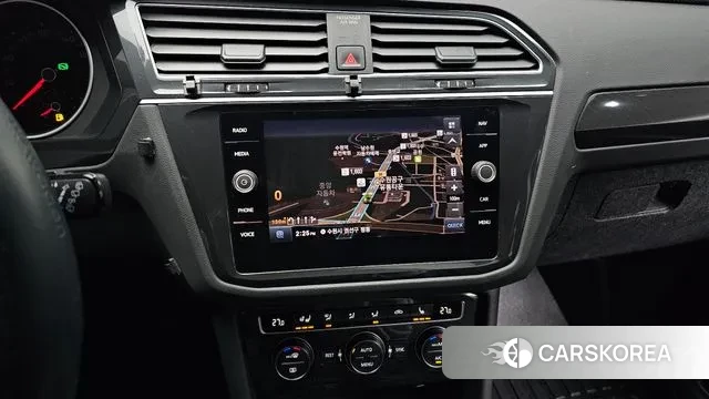 Volkswagen Tiguan second Generation 2020 Черный из Кореи, фото 5