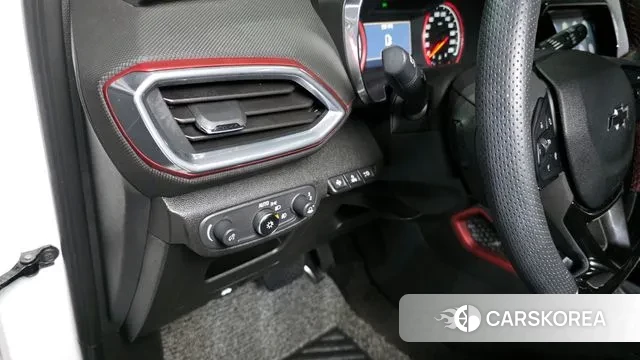 Chevrolet (GM Daewoo) Trailblazer 2022 Белый из Кореи, фото 5