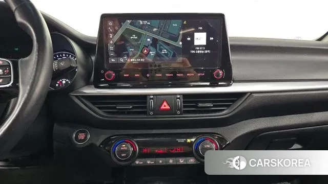 Kia The New K3 2nd generation 2022 Белый из Кореи, фото 5