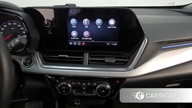 Chevrolet (GM Daewoo) Trax Crossover 2024 Белый из Кореи, фото 5