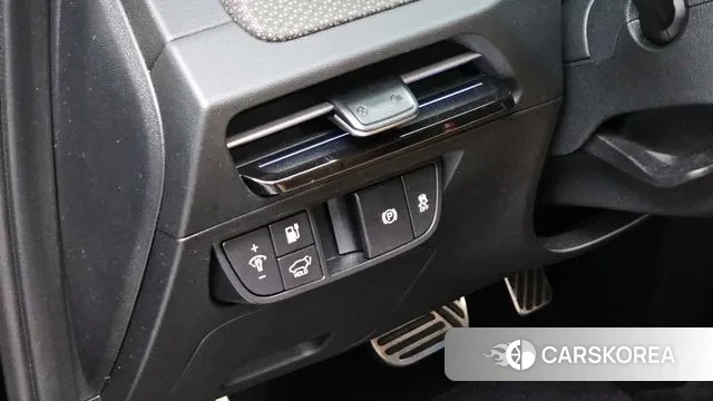 Kia EV6 2022 Черный из Кореи, фото 5