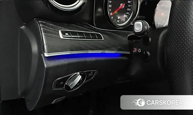 Mercedes-Benz E-Class W213 2018 Серый из Кореи, фото 5