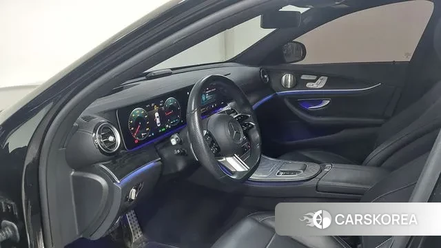 Mercedes-Benz E-Class W213 2022 Черный из Кореи, фото 5