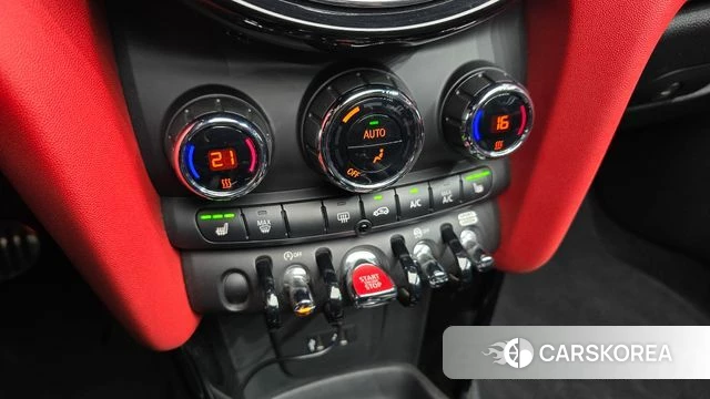 Mini Cooper S Convertible 2019 Серебряный из Кореи, фото 5