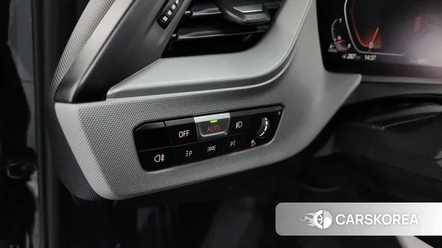 BMW 1 Series (F40) 2021 Черный из Кореи, фото 5