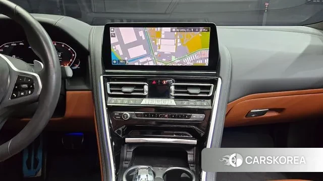 BMW 8 Series (G15) 2024 Черный из Кореи, фото 5