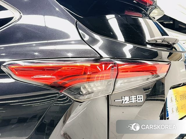 Toyota Crown Lufang 2021 Черный из Китая, фото 5