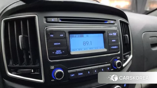 Hyundai The New Grand Starex 2019 Серебристо-серый из Кореи, фото 5