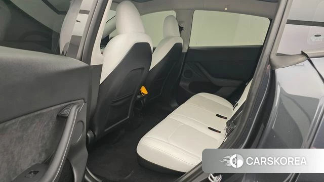 Tesla Model Y 2025 Серый из Кореи, фото 5