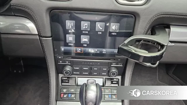 Porsche 718 Boxster 2024 Красный из Кореи, фото 5