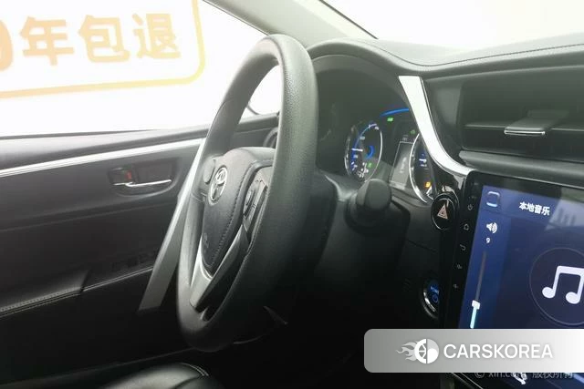 Toyota Corolla dual engine E+ 2019 Белый из Китая, фото 5