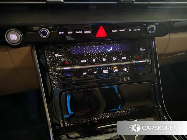 Kia Carnival 4th generation 2023 Белый из Кореи, фото 5