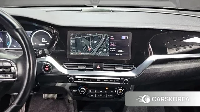 Kia Niro Plus 2022 Белый из Кореи, фото 5