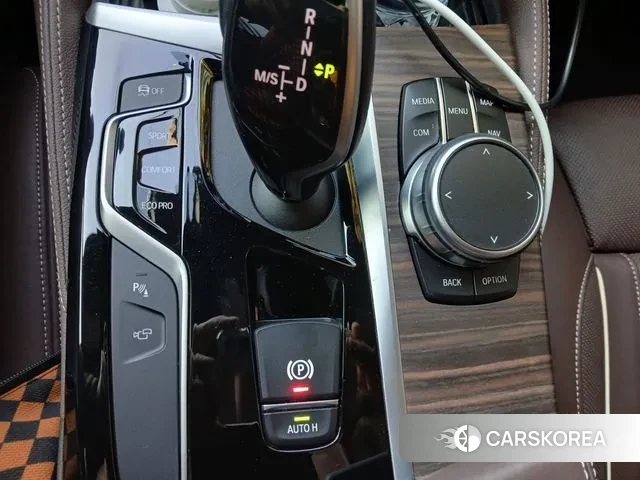 BMW 5 Series (G30) 2019 Серый из Кореи, фото 5