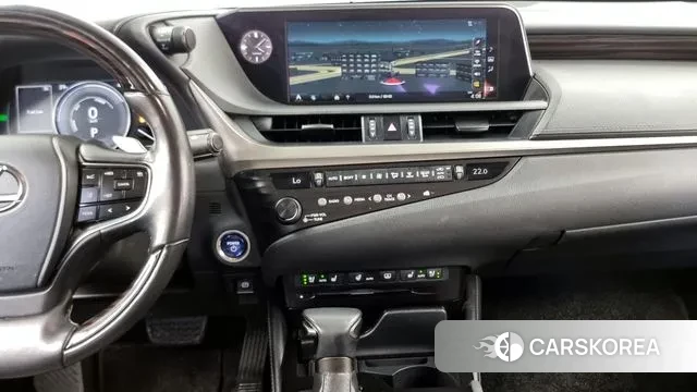 Lexus ES300h 7th generation 2020 Белый из Кореи, фото 5