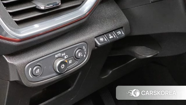 Chevrolet (GM Daewoo) Trailblazer 2022 Черный из Кореи, фото 5