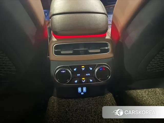 Genesis GV70 2021 Белый из Кореи, фото 5