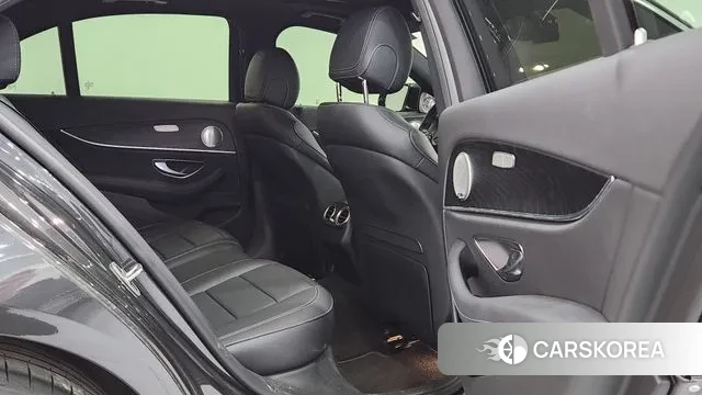 Mercedes-Benz E-Class W213 2021 Серый из Кореи, фото 5