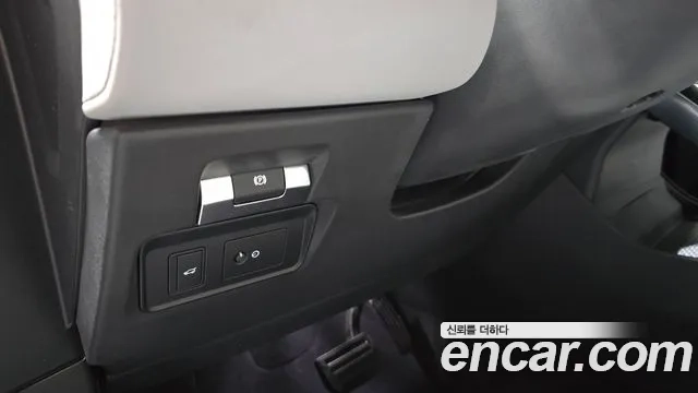 Land Rover Range Rover Evoque 2nd Generation 2021 Белый из Кореи, фото 5