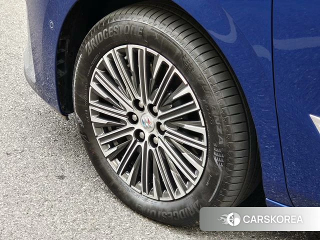 Buick GL8 PHEV 2025 Синий из Китая, фото 5