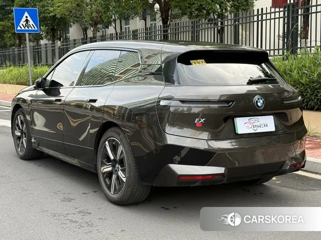 BMW iX 2023 Темно-серый из Китая, фото 5
