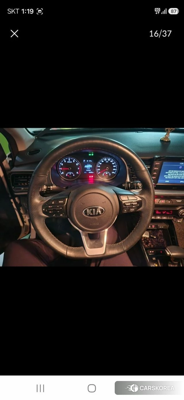 Kia Stonic 2019 Белый из Кореи, фото 5