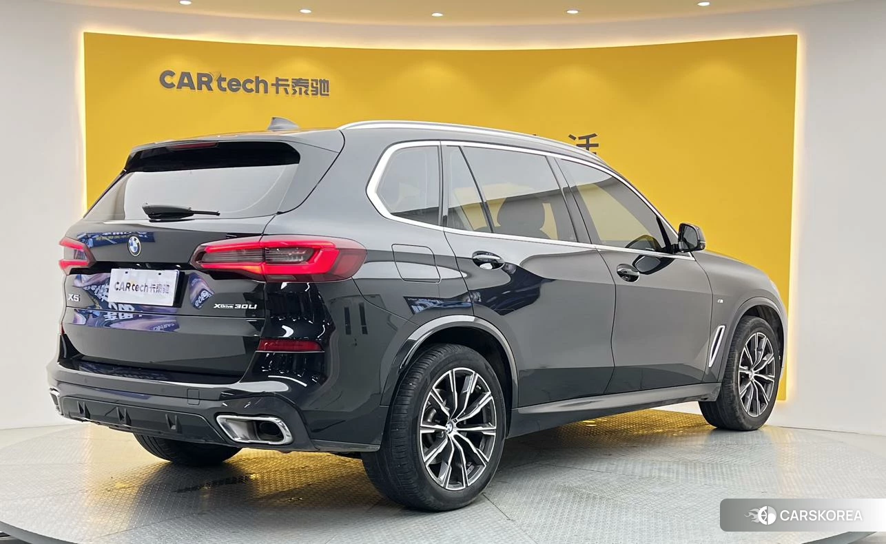 BMW X5 2022 Черный из Китая, фото 5