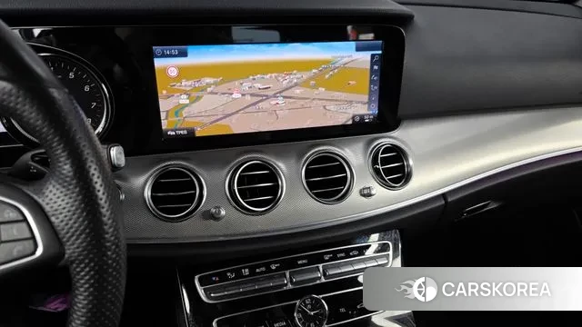 Mercedes-Benz E-Class W213 2018 Черный из Кореи, фото 5