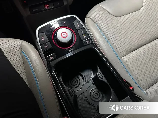 Kia Niro EV 2019 Серебряный из Кореи, фото 5