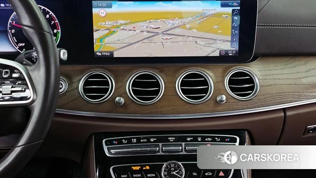 Mercedes-Benz E-Class W213 2020 Белый из Кореи, фото 5