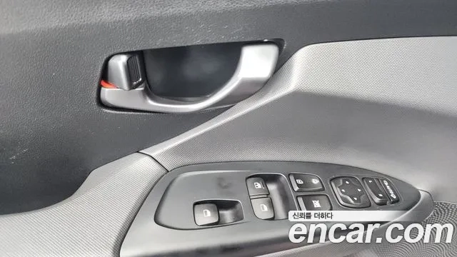 Hyundai Veloster (JS) 2020 Серебристо-серый из Кореи, фото 5