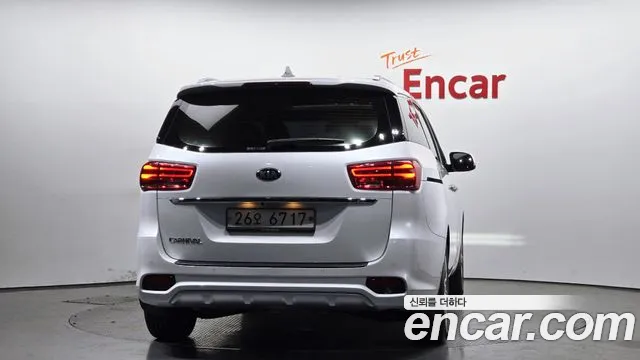 Kia The New Carnival id 2634442 из Кореи 5