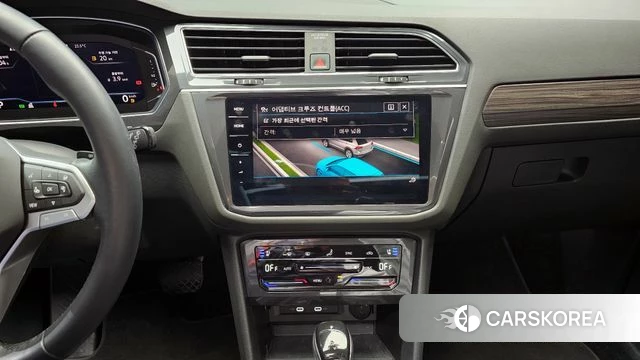 Volkswagen Tiguan Allspace 2022 Серебряный из Кореи, фото 5