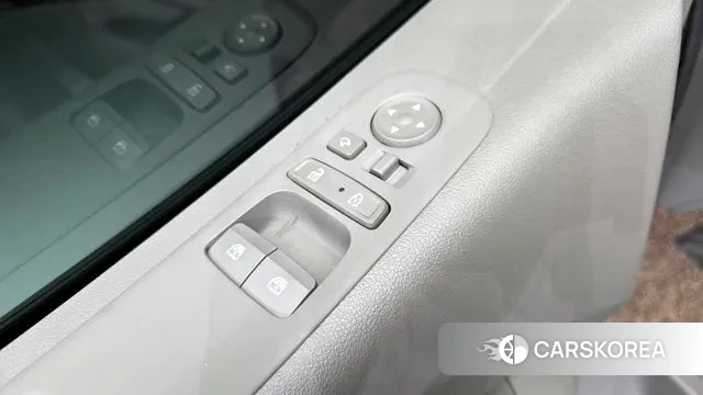 Hyundai Staria 2023 Черный из Кореи, фото 5