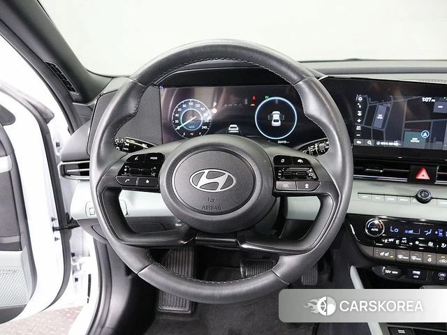 Hyundai The New Avante Hybrid (CN7) 2024 Белый из Кореи, фото 5