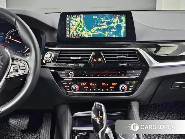 BMW 5 Series (G30) 2018 Синий из Кореи, фото 5