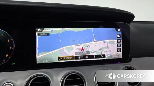 Mercedes-Benz E-Class W213 2021 Белый из Кореи, фото 5