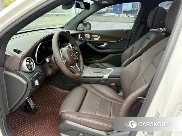 Mercedes-Benz GLC 2022 Белый из Китая, фото 5
